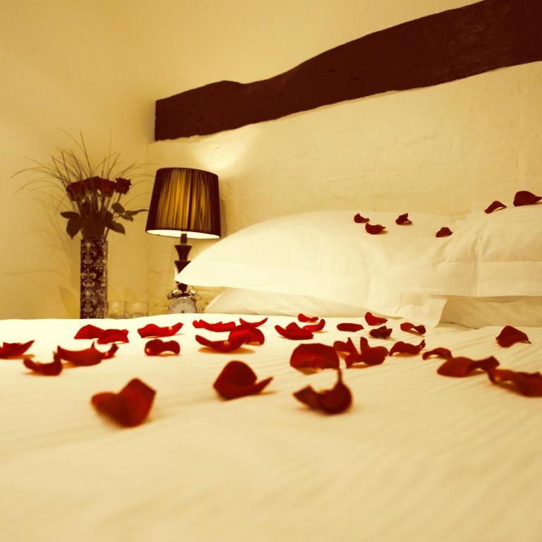 The Wiremill Hotel Felbridge Room photo